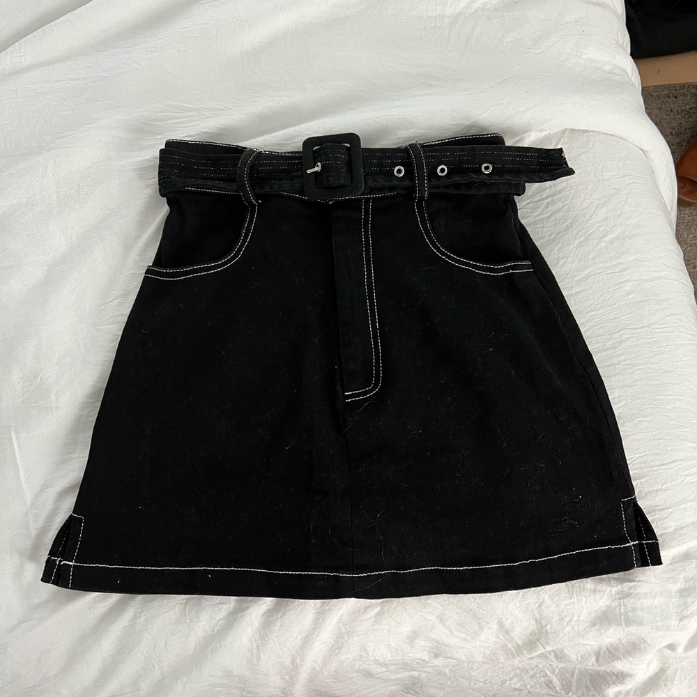 Black Fashionnova Skirt w/ belt